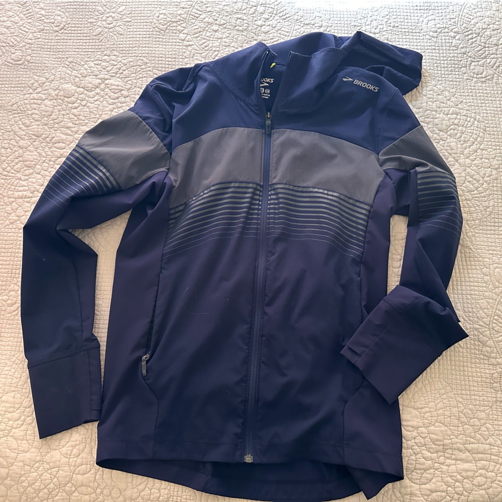 Brooks men’s running jacket